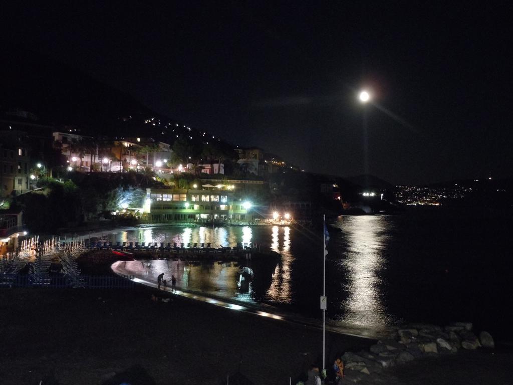 Apartment La Mansarda Sul Mare *